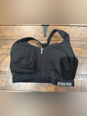 PINK Victoria's Secret Black Front-Zip Victoria Sport Sports Bra